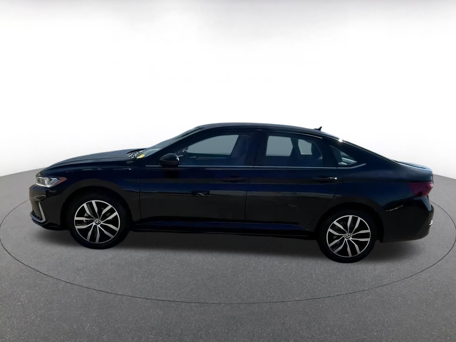 Thumbnail: 2025 Volkswagen Jetta - 9