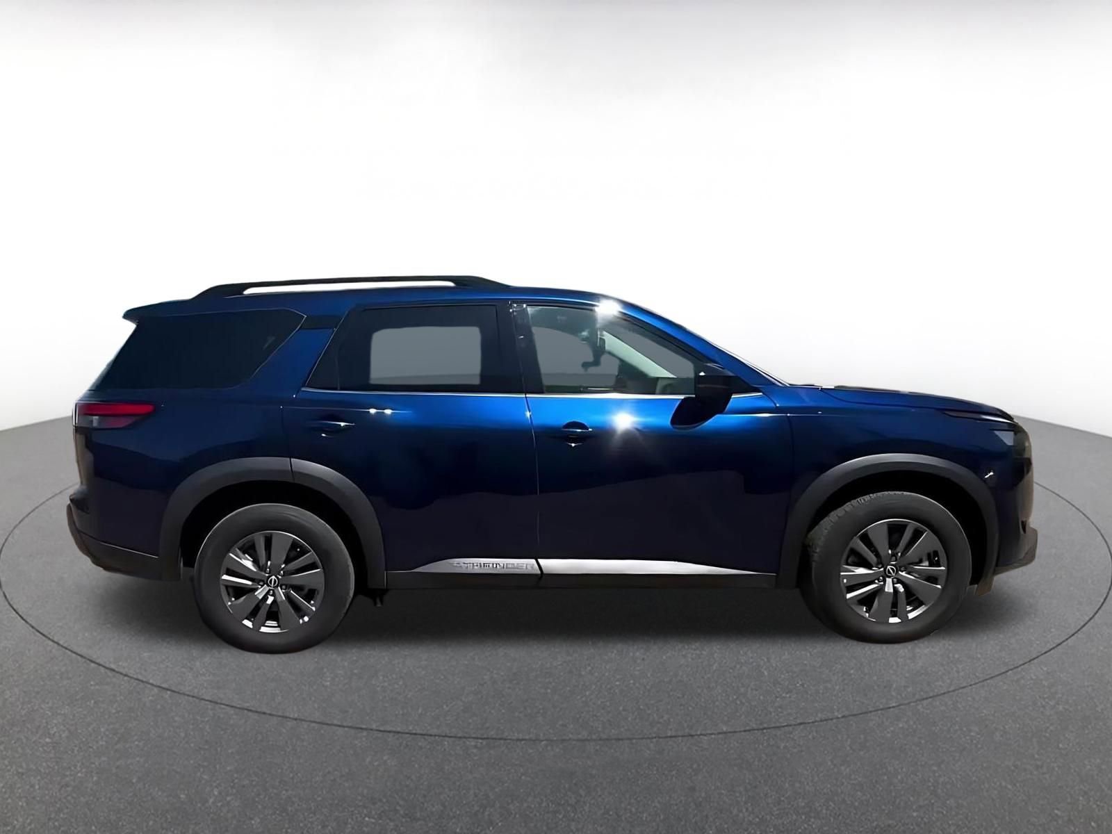 Thumbnail: 2025 Nissan Pathfinder - 16
