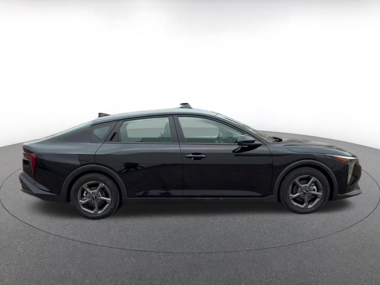 Thumbnail: 2025 Kia K4 - 16