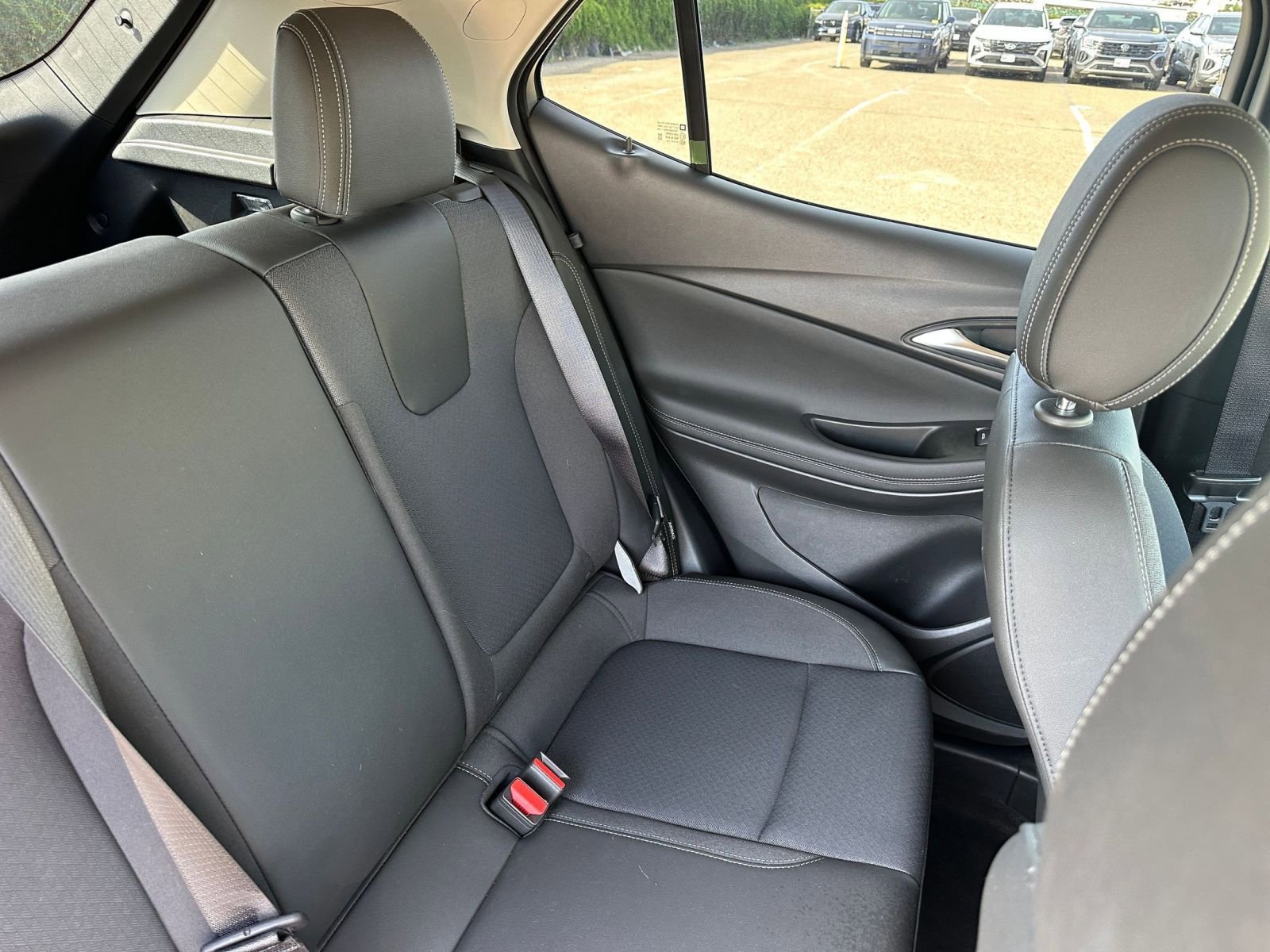 Thumbnail: 2025 Buick Encore GX - 35