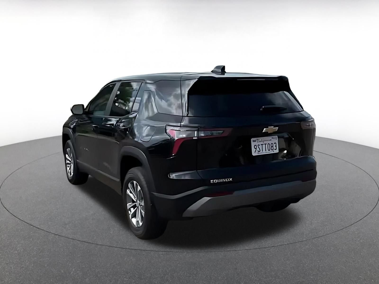 Thumbnail: 2025 Chevrolet Equinox - 10