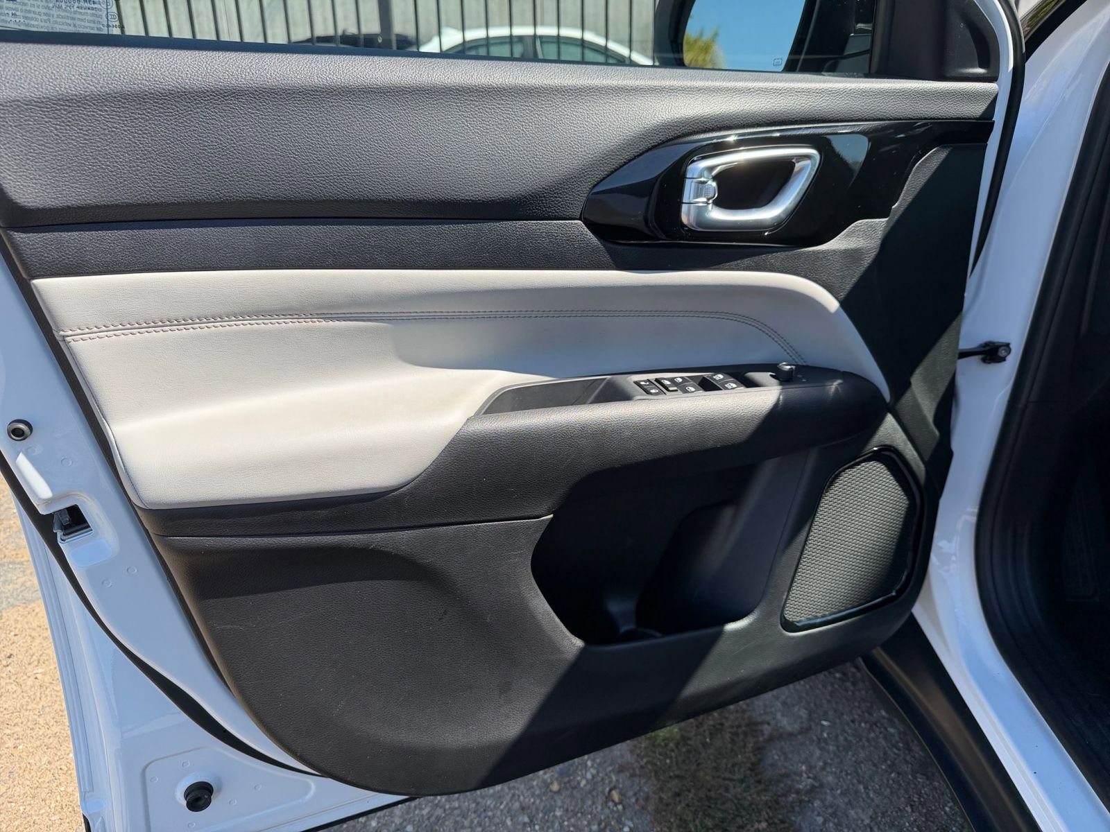 Thumbnail: 2025 Jeep Compass - 20