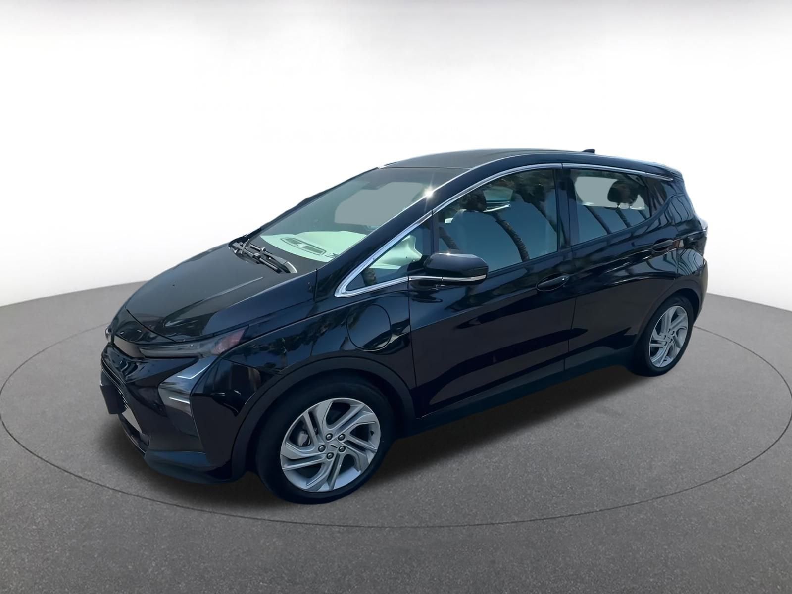 Thumbnail: 2023 Chevrolet Bolt EV - 8
