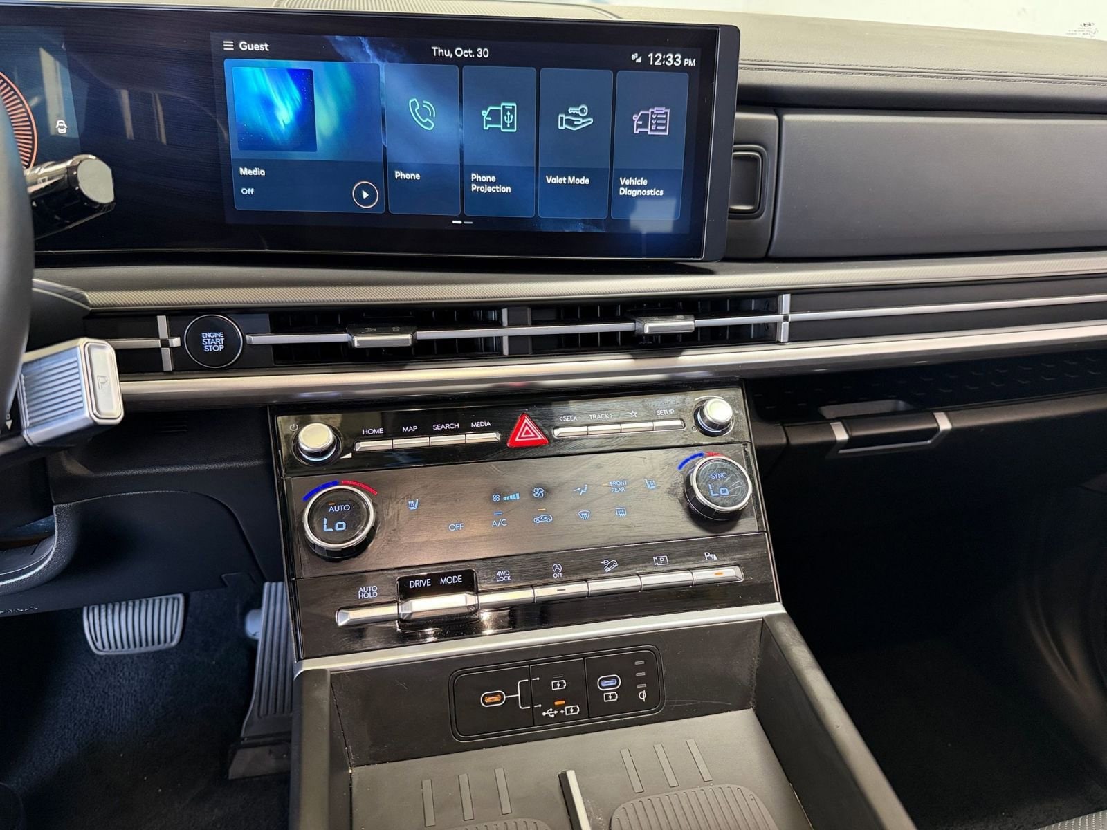 Thumbnail: 2025 Hyundai Santa Fe - 18