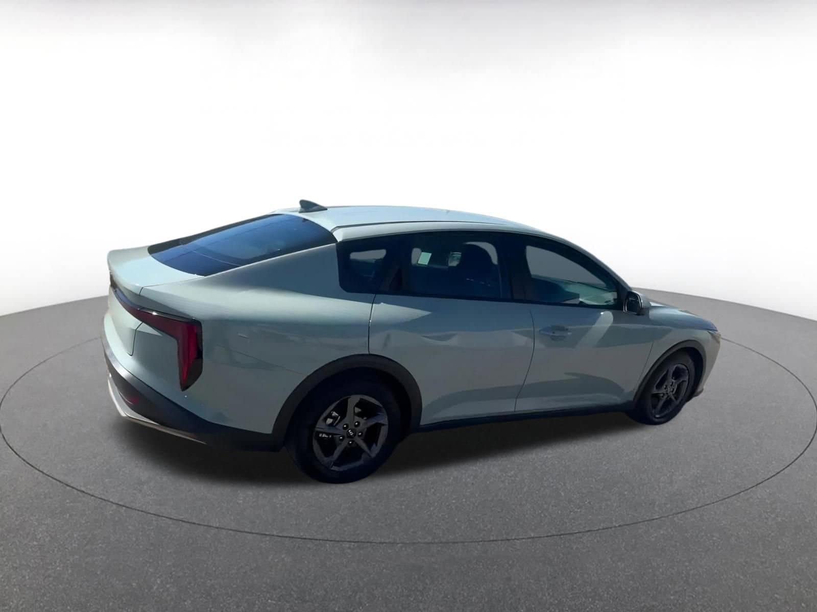 Thumbnail: 2025 Kia K4 - 15