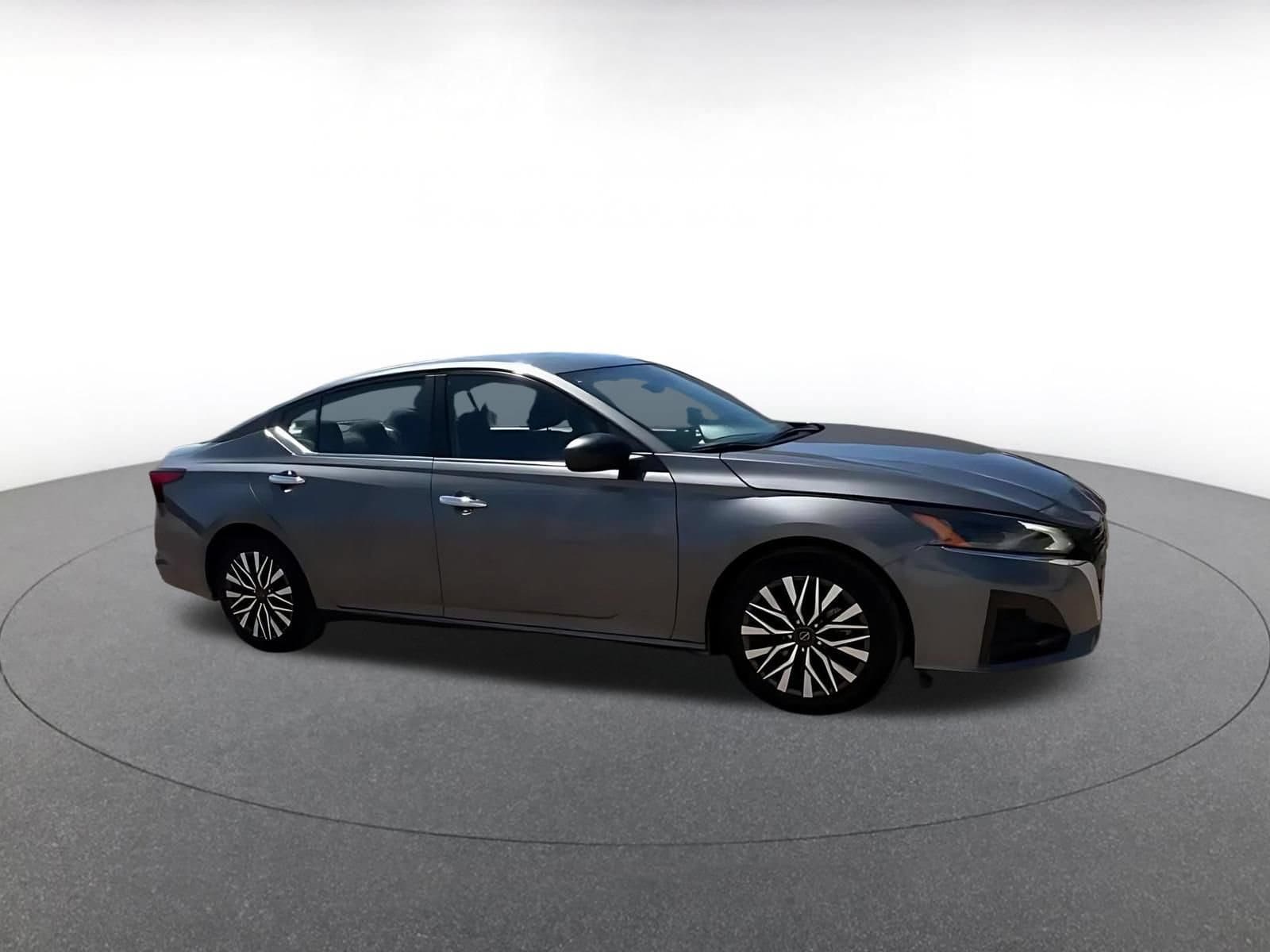 Thumbnail: 2025 Nissan Altima - 2