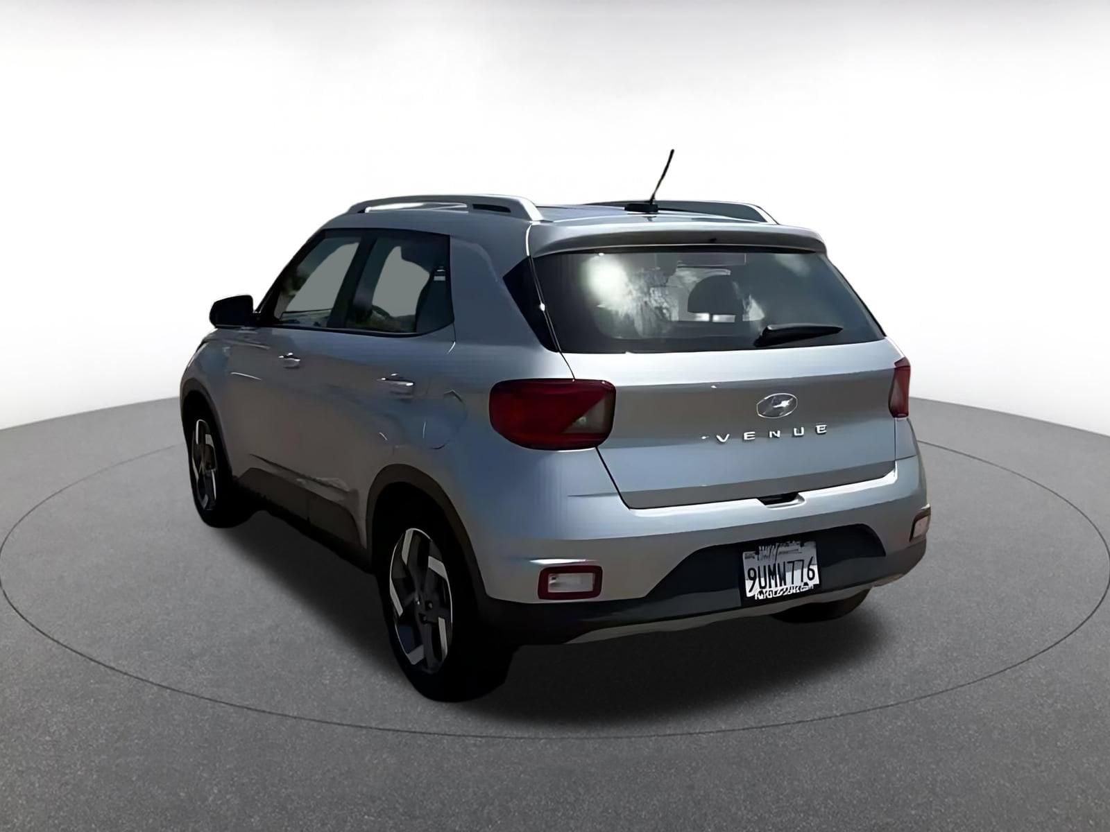 Thumbnail: 2025 Hyundai Venue - 10