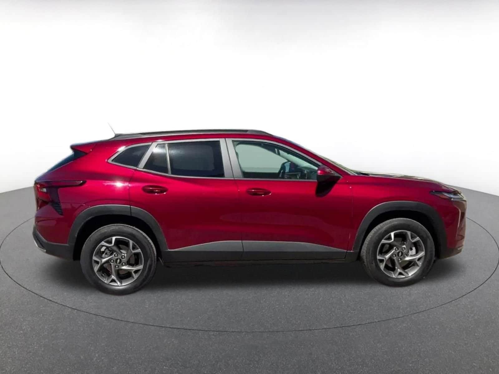 Thumbnail: 2025 Chevrolet Trax - 16