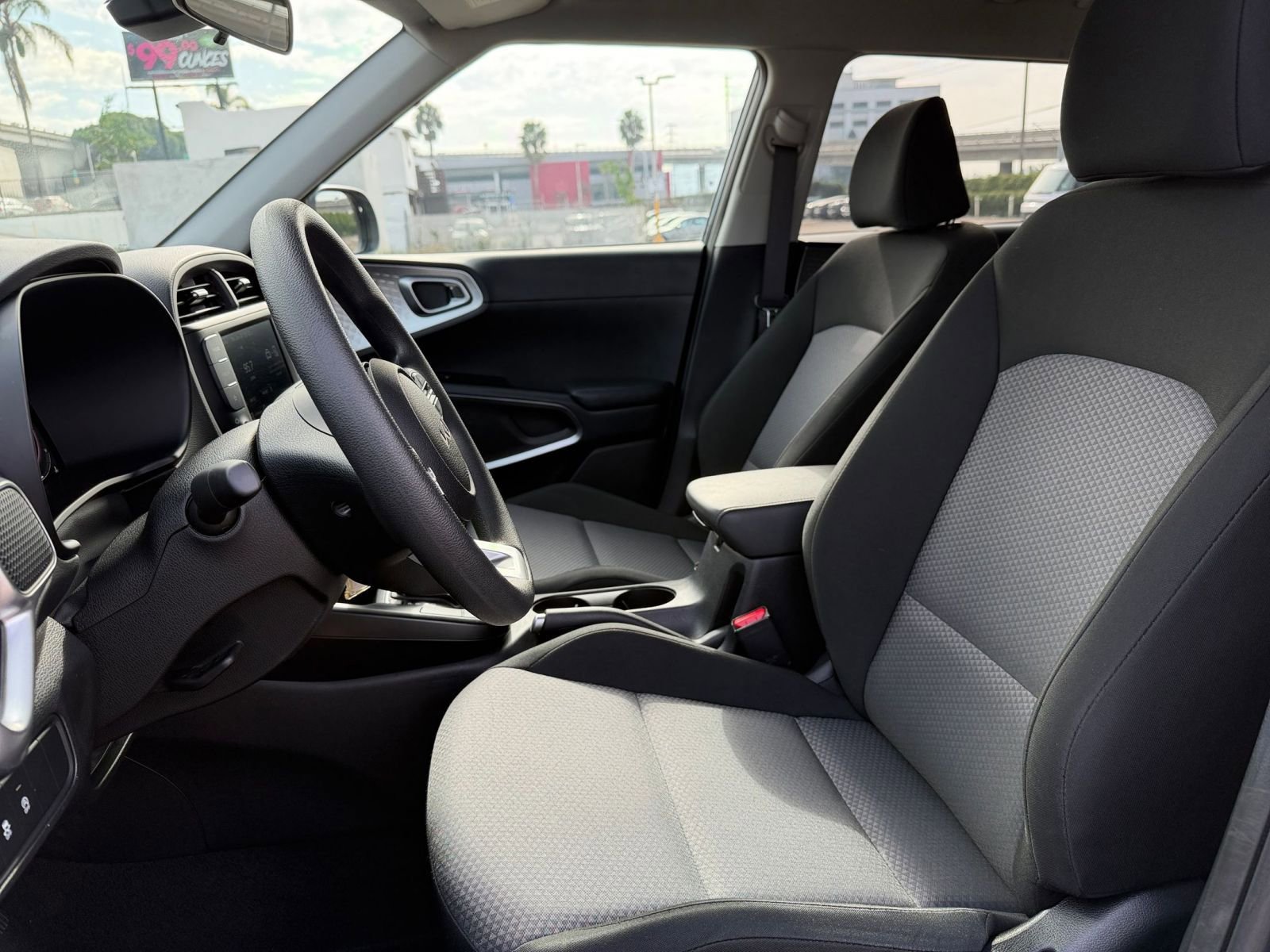 Thumbnail: 2025 Kia Soul - 24