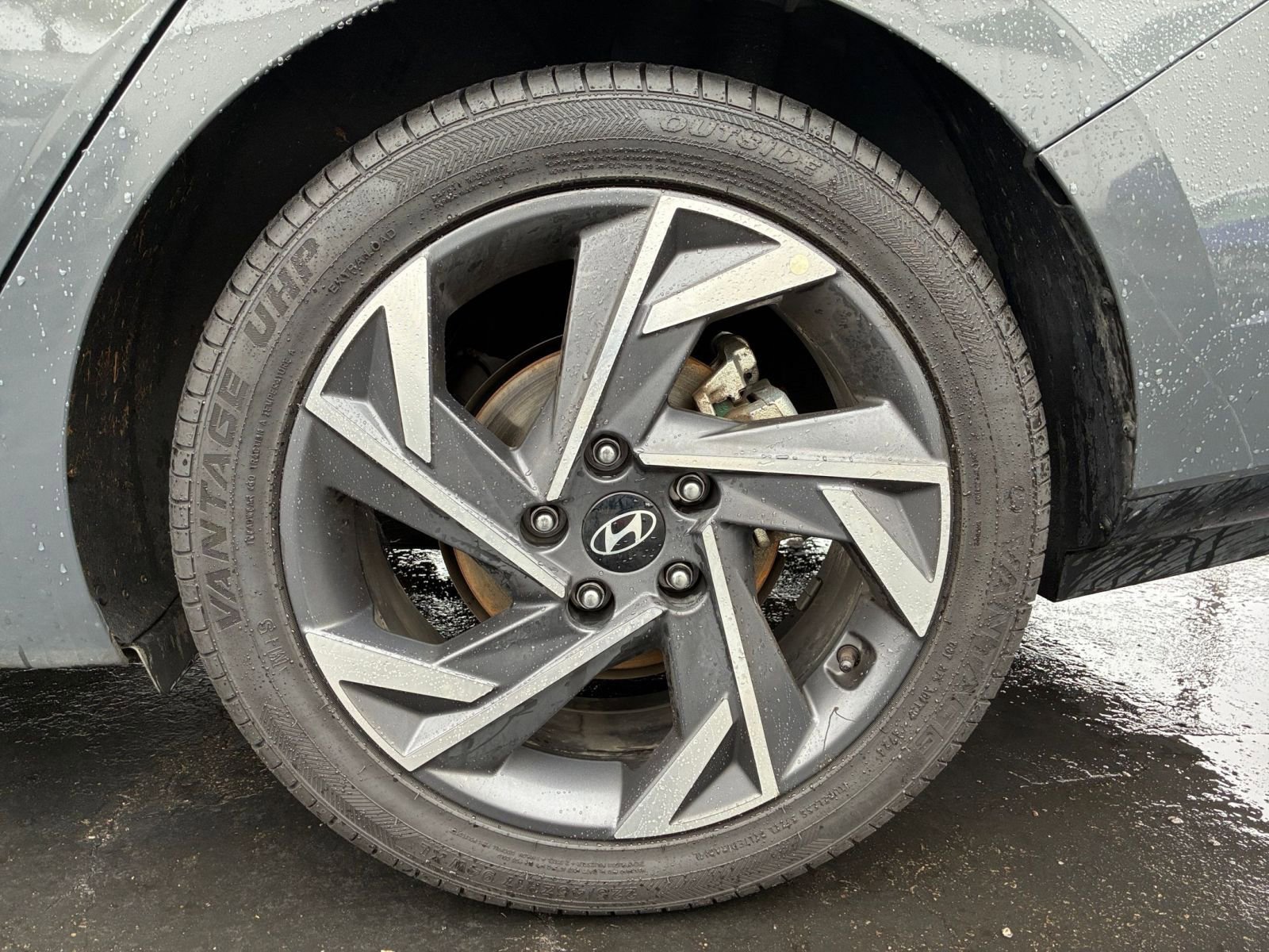 Thumbnail: 2025 Hyundai Elantra - 32