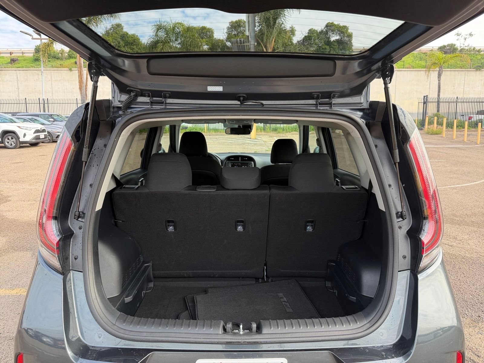 Thumbnail: 2025 Kia Soul - 29