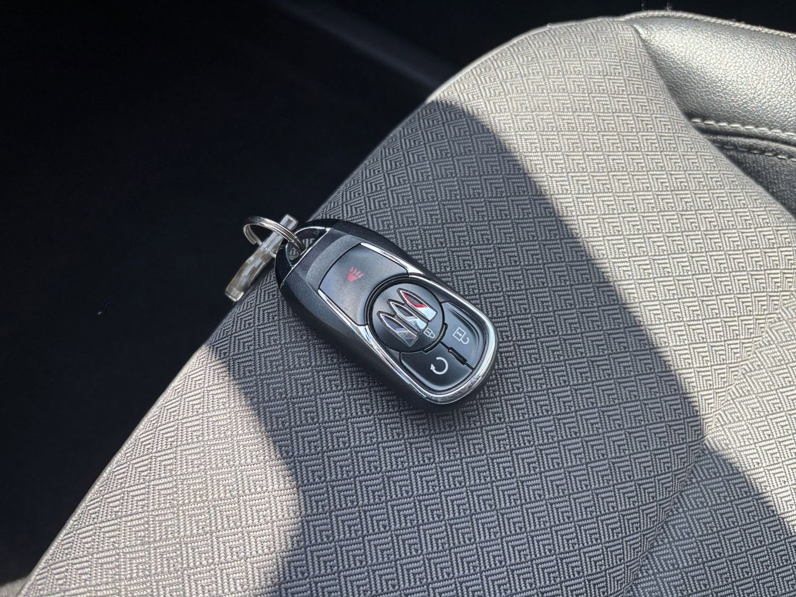 Thumbnail: 2025 Buick Encore GX - 21