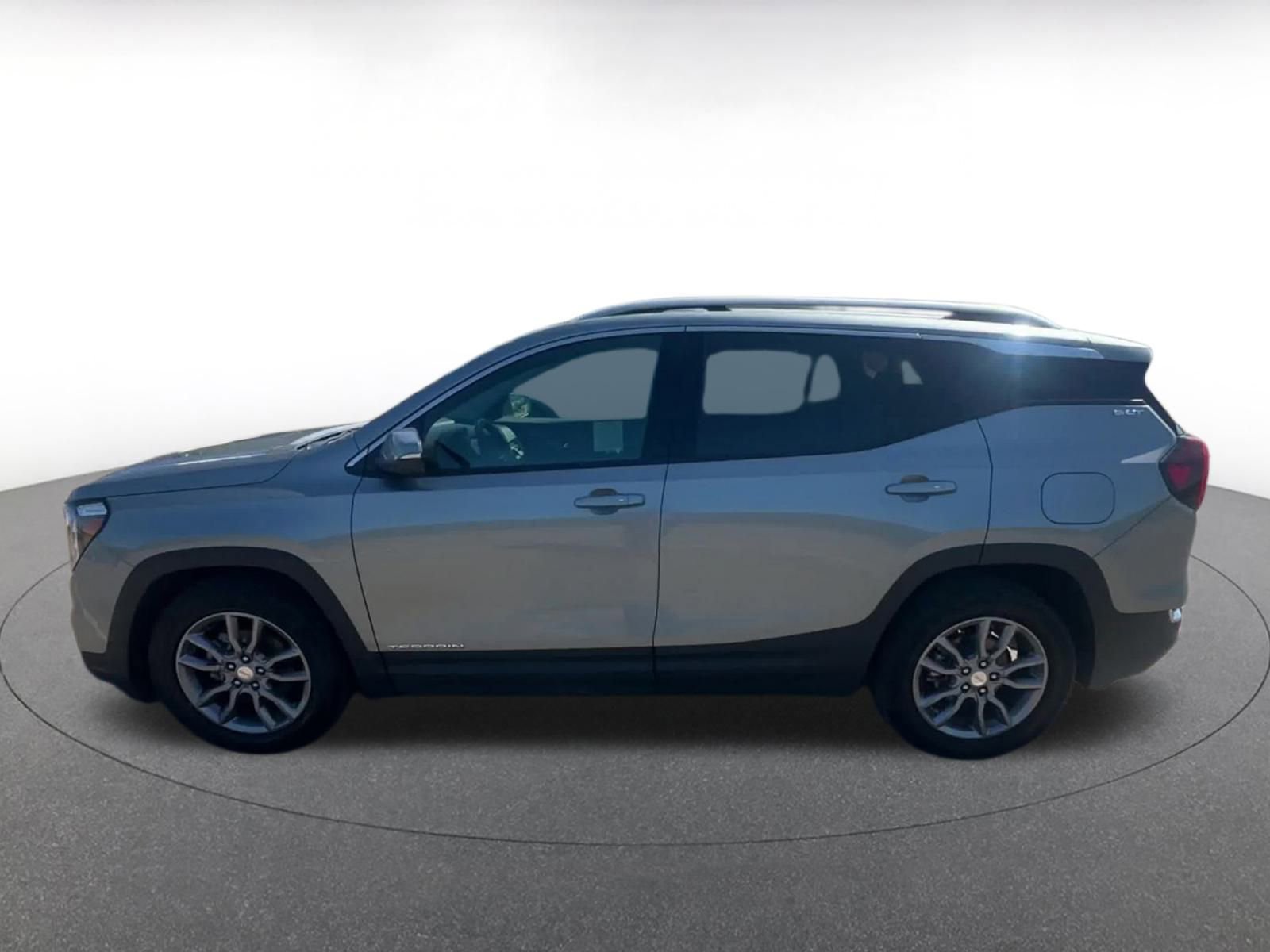 Thumbnail: 2024 GMC Terrain - 9