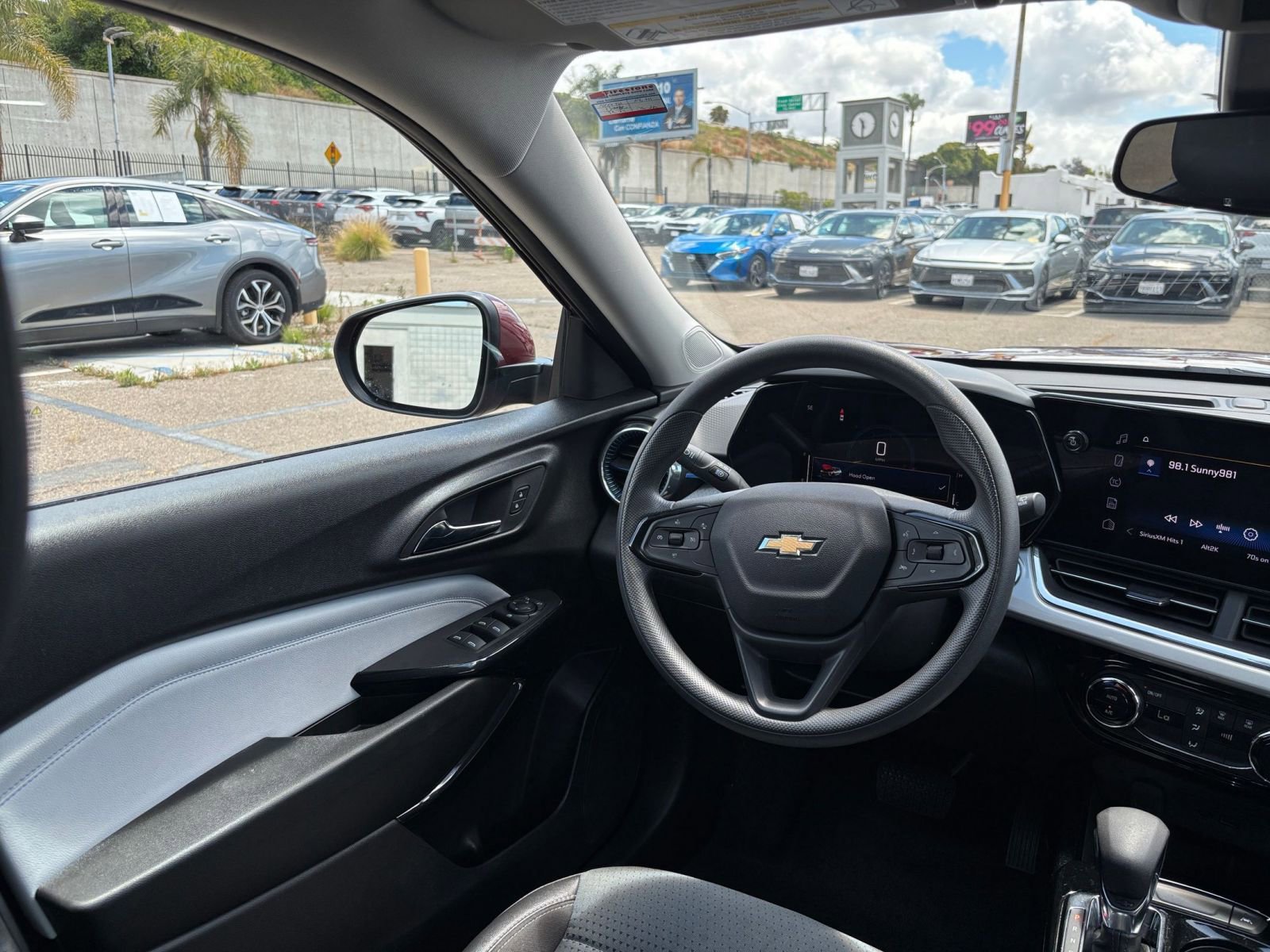 Thumbnail: 2025 Chevrolet Trax - 33
