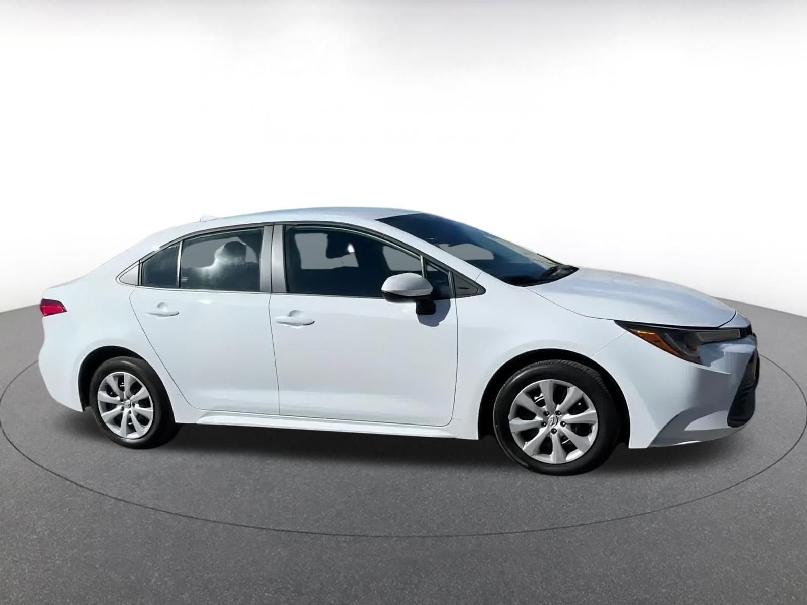 Thumbnail: 2025 Toyota Corolla - 16