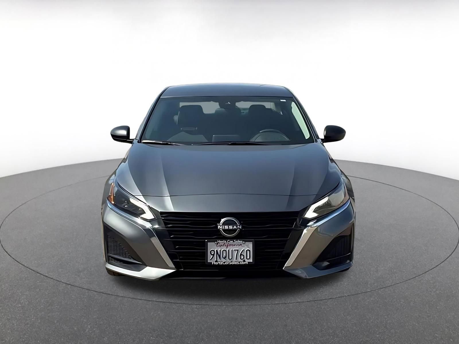 Thumbnail: 2025 Nissan Altima - 4