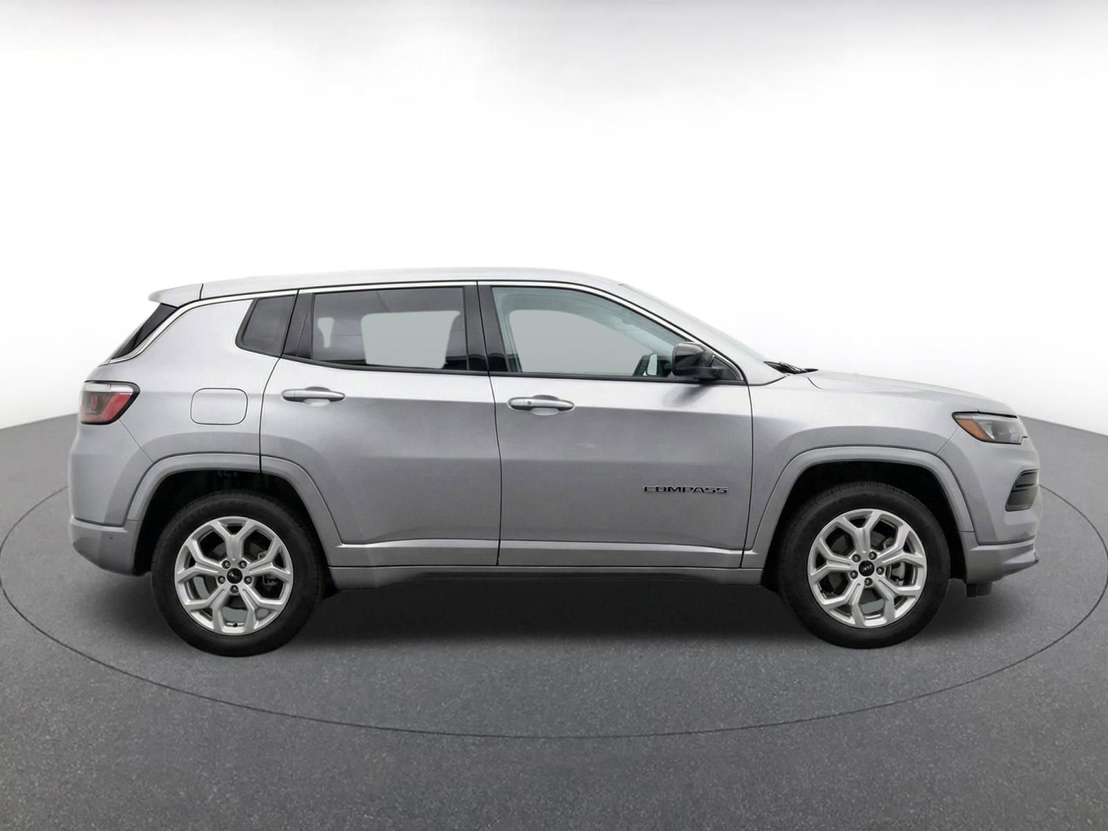 Thumbnail: 2025 Jeep Compass - 14