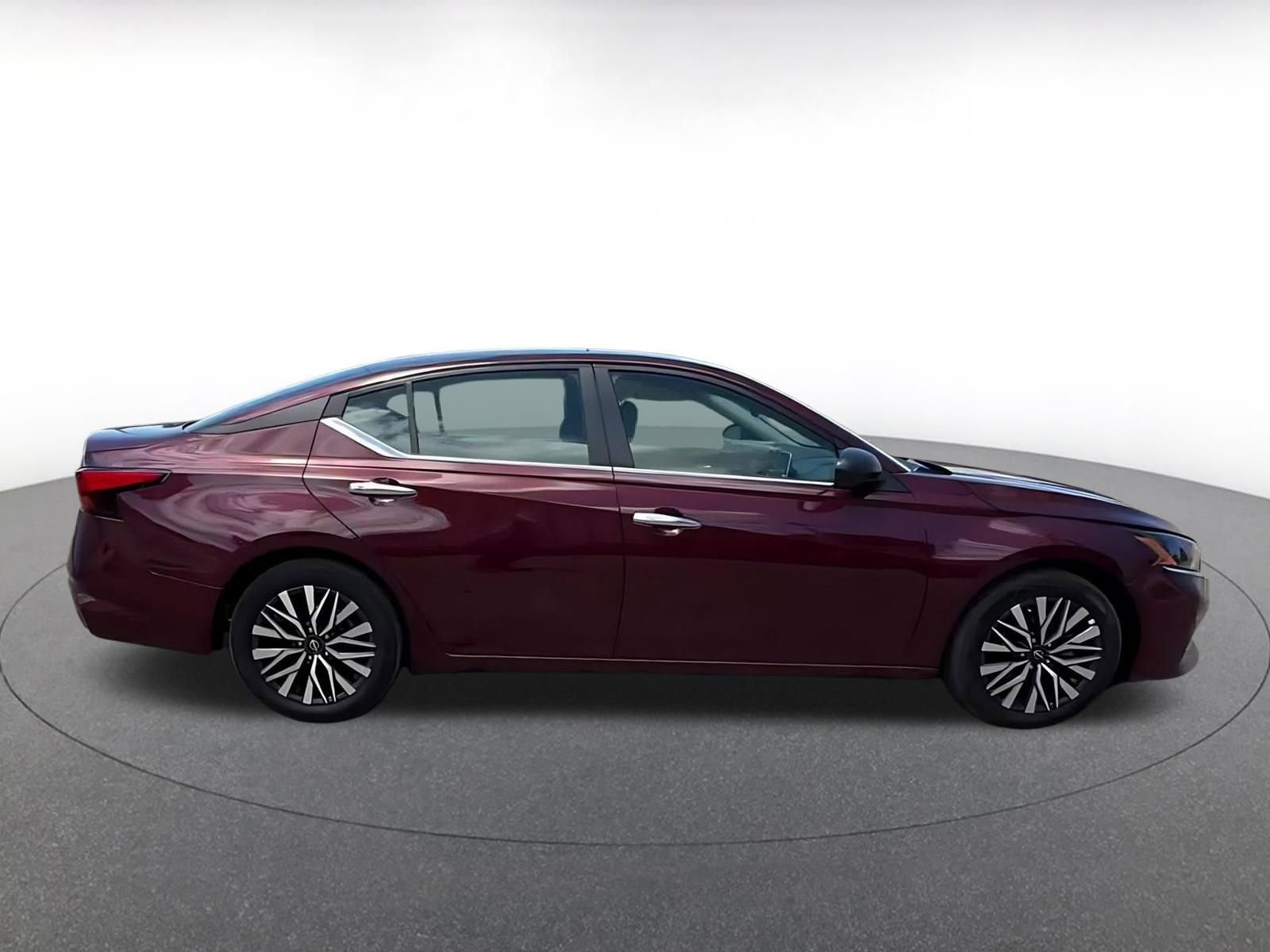 Thumbnail: 2025 Nissan Altima - 16