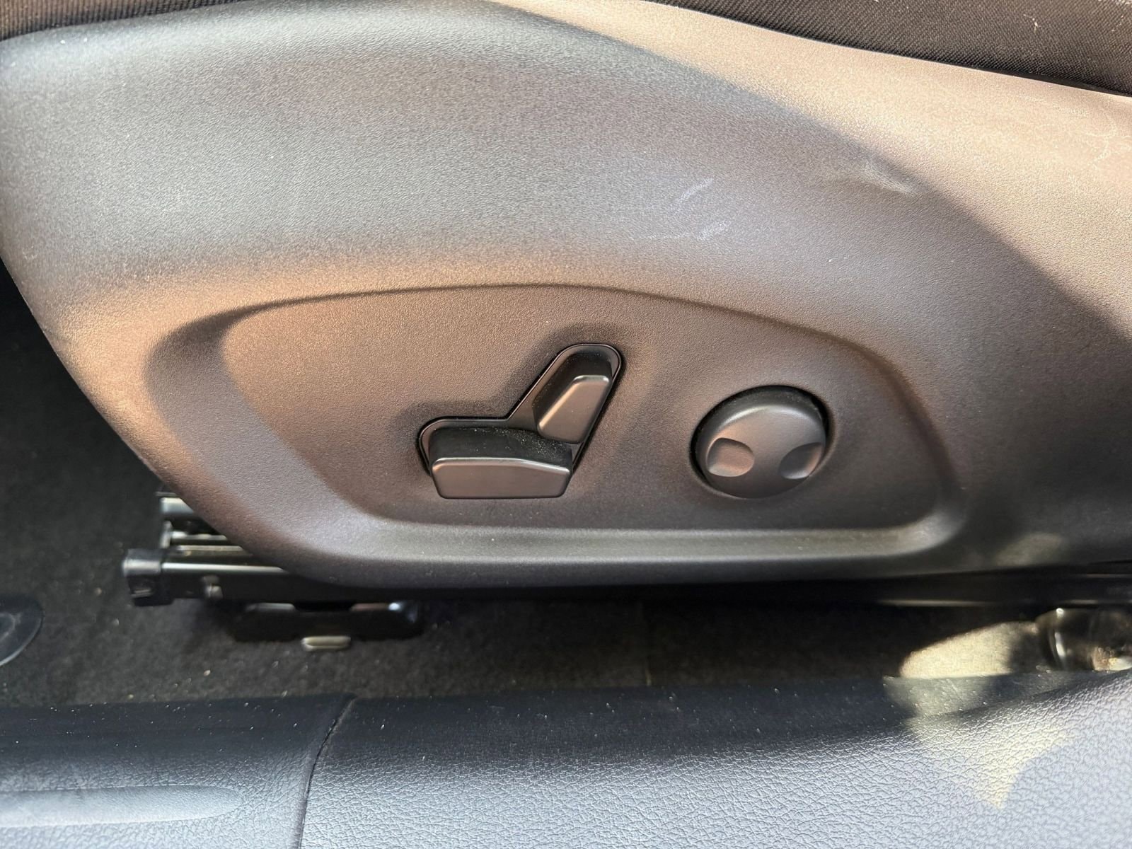 Thumbnail: 2025 Jeep Compass - 23