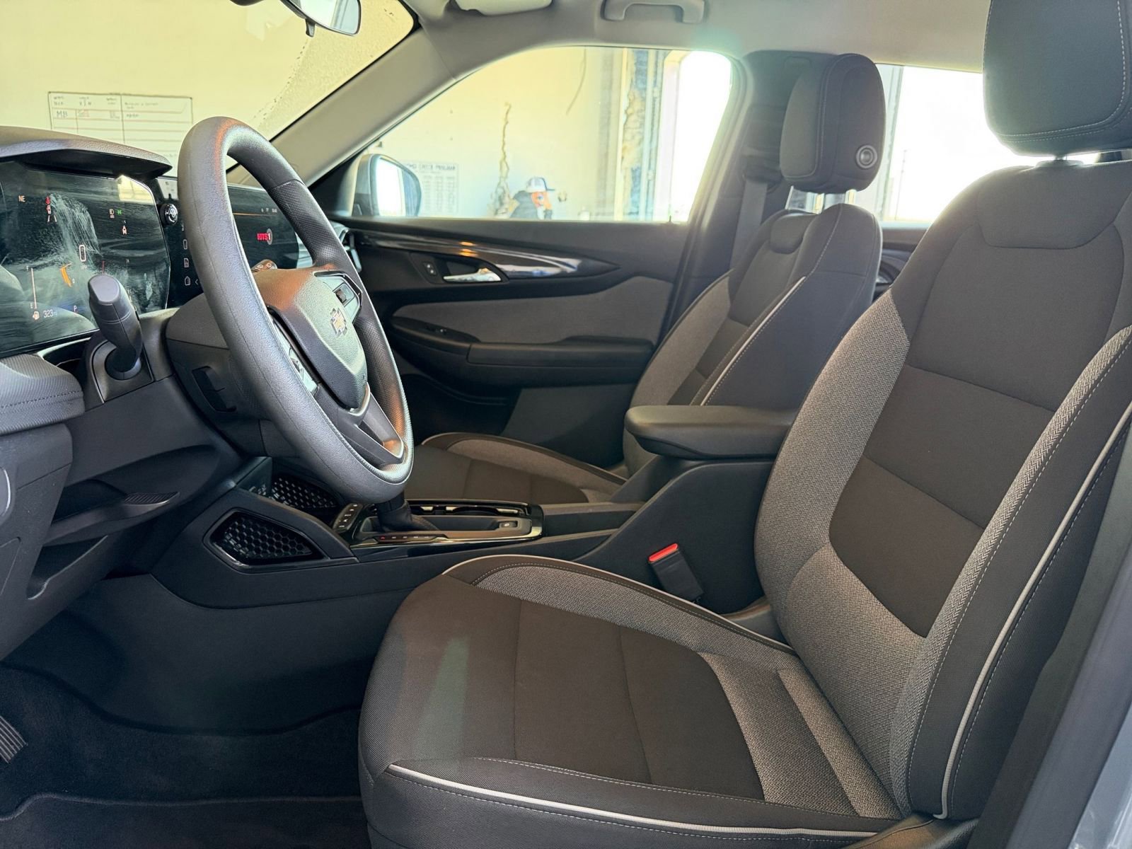 Thumbnail: 2025 Chevrolet TrailBlazer - 24