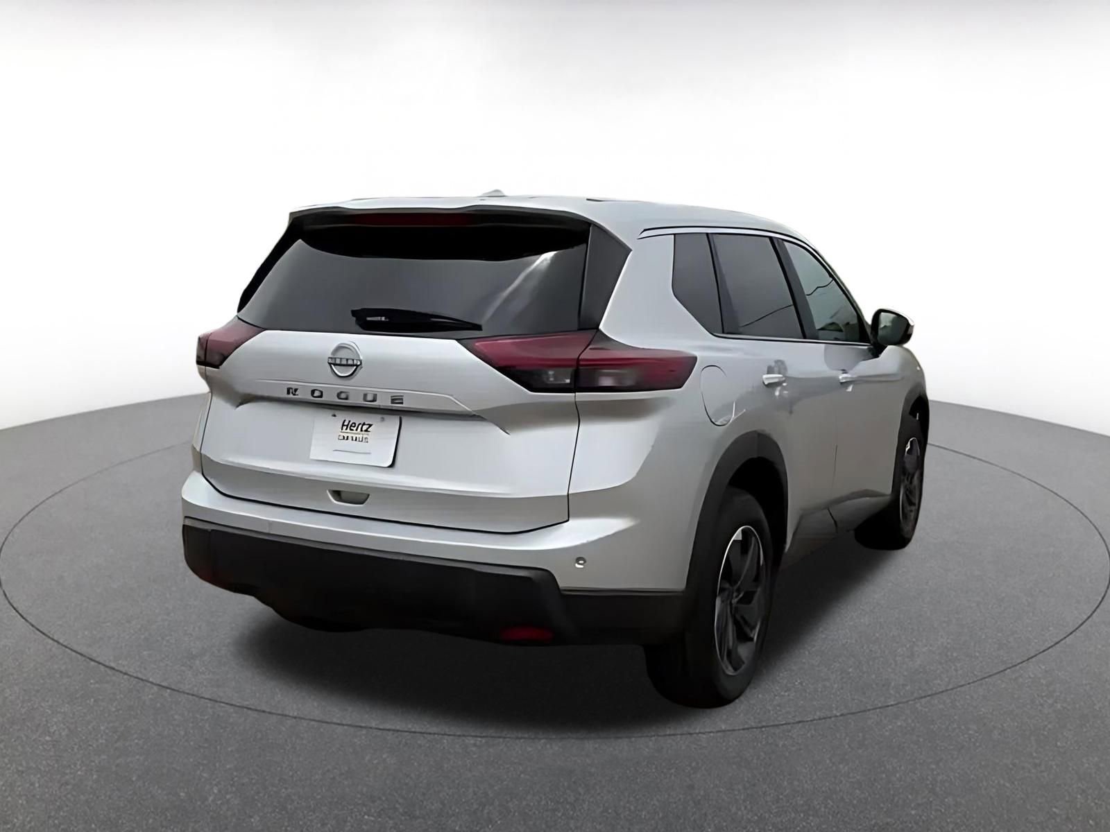 Thumbnail: 2025 Nissan Rogue - 14