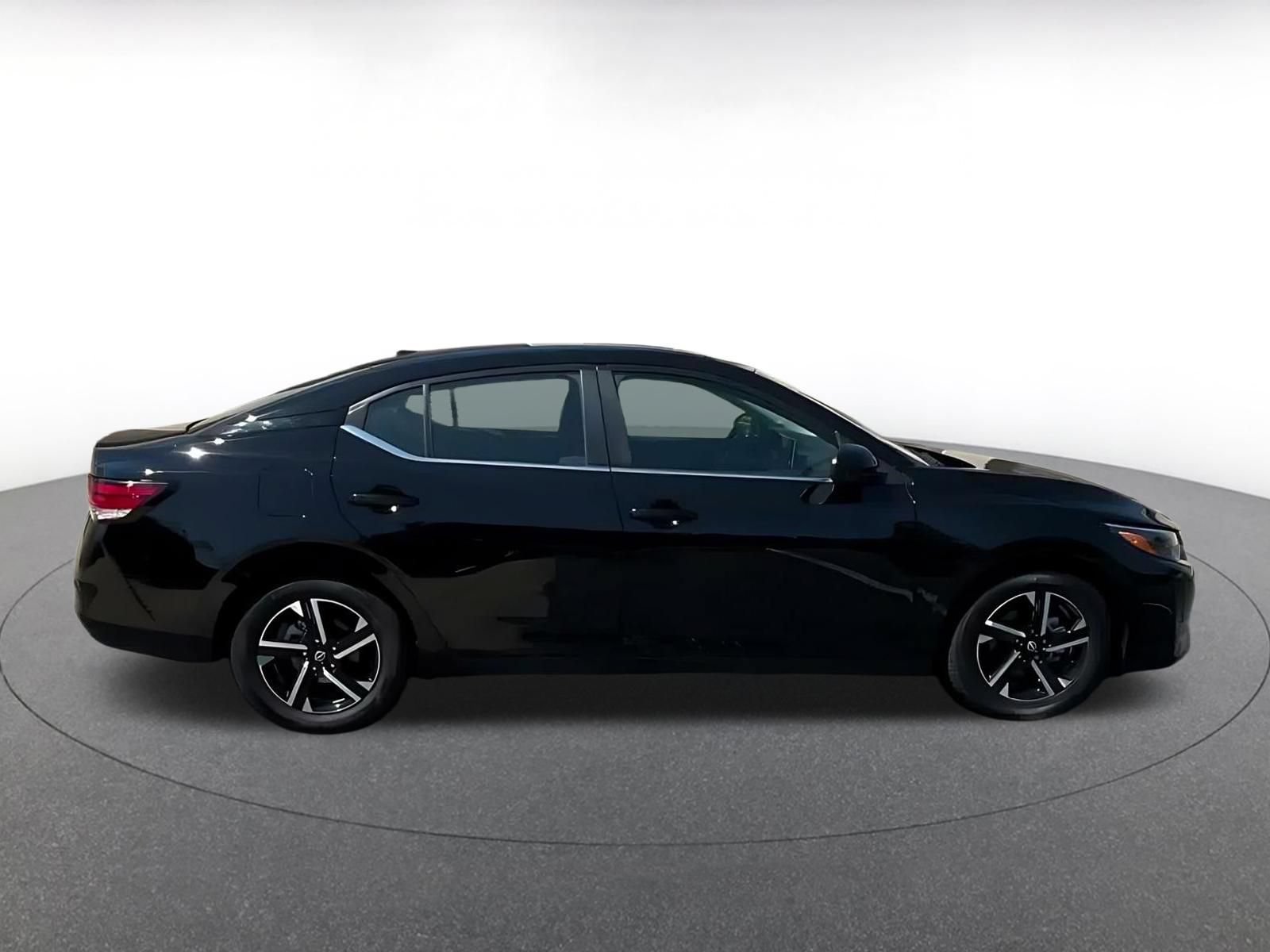Thumbnail: 2025 Nissan Sentra - 15