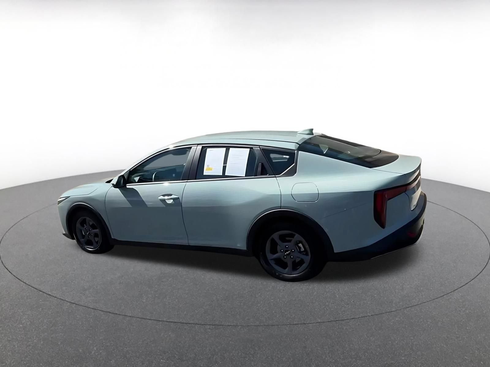 Thumbnail: 2026 Kia K4 - 10