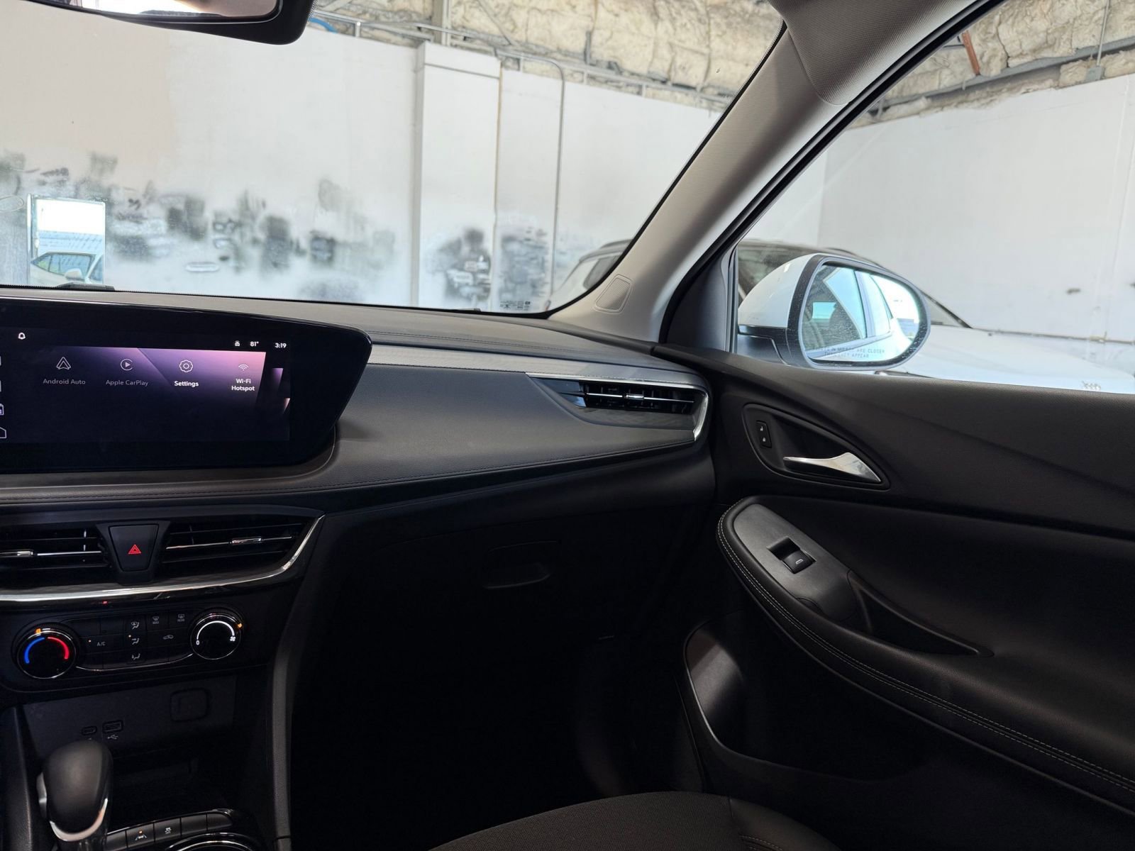 Thumbnail: 2025 Buick Encore GX - 33