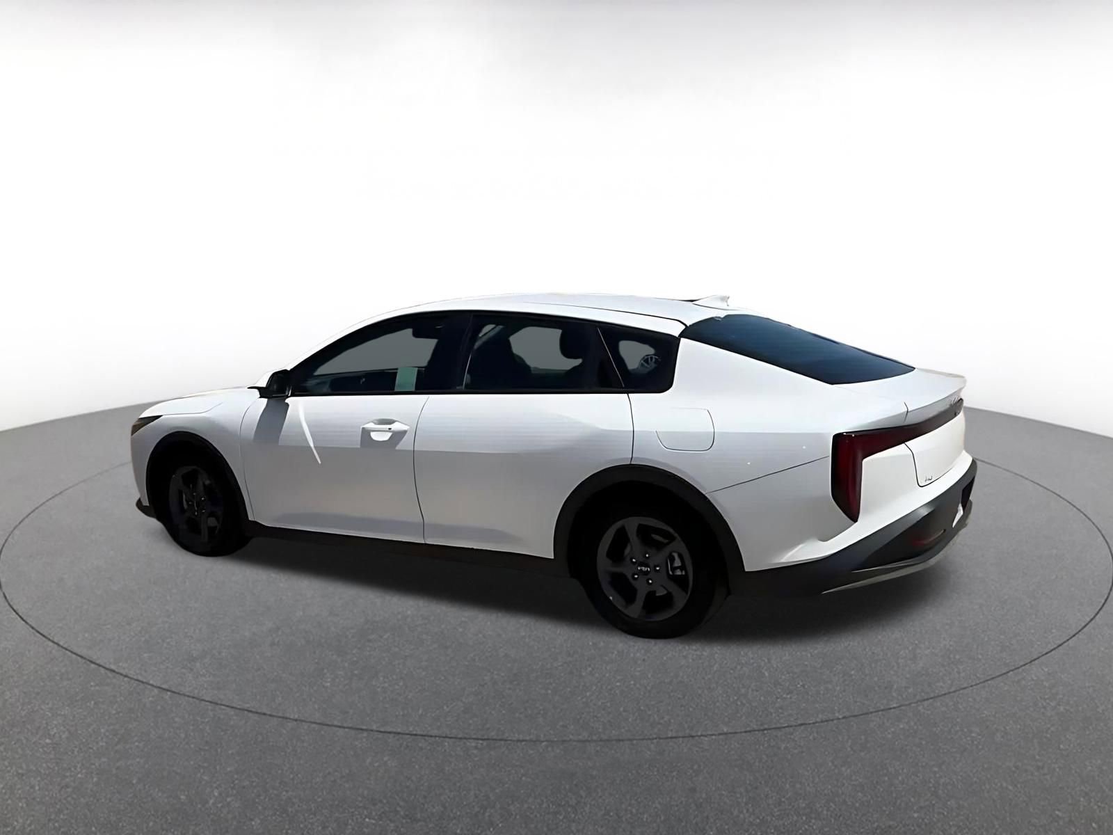 Thumbnail: 2025 Kia K4 - 10
