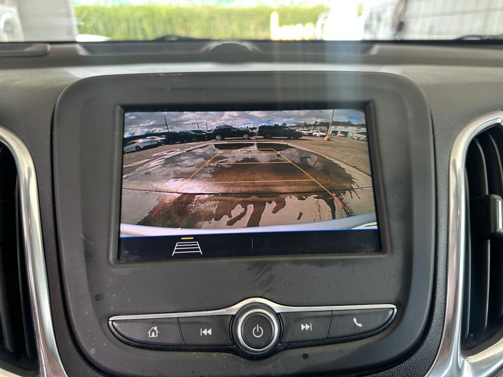 Thumbnail: 2020 Chevrolet Equinox - 17