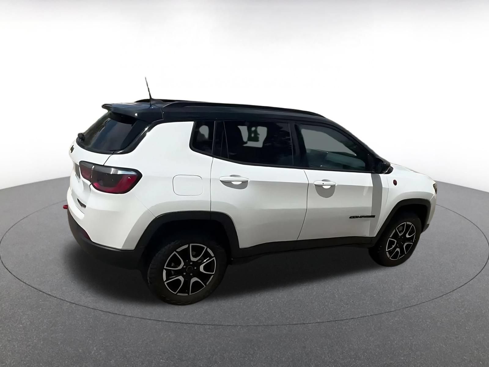 Thumbnail: 2025 Jeep Compass - 15