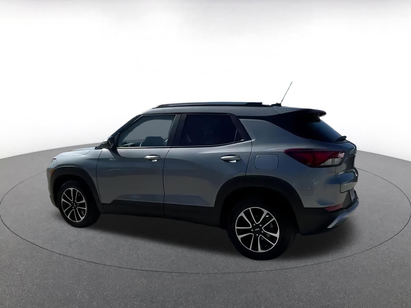 Thumbnail: 2025 Chevrolet TrailBlazer - 10