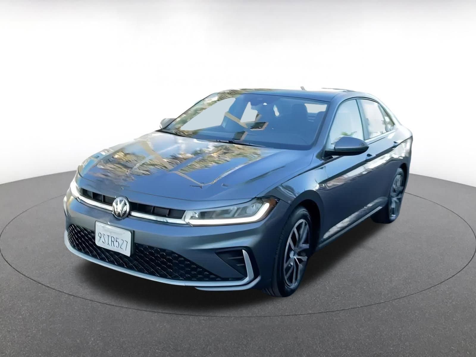 Thumbnail: 2025 Volkswagen Jetta - 4