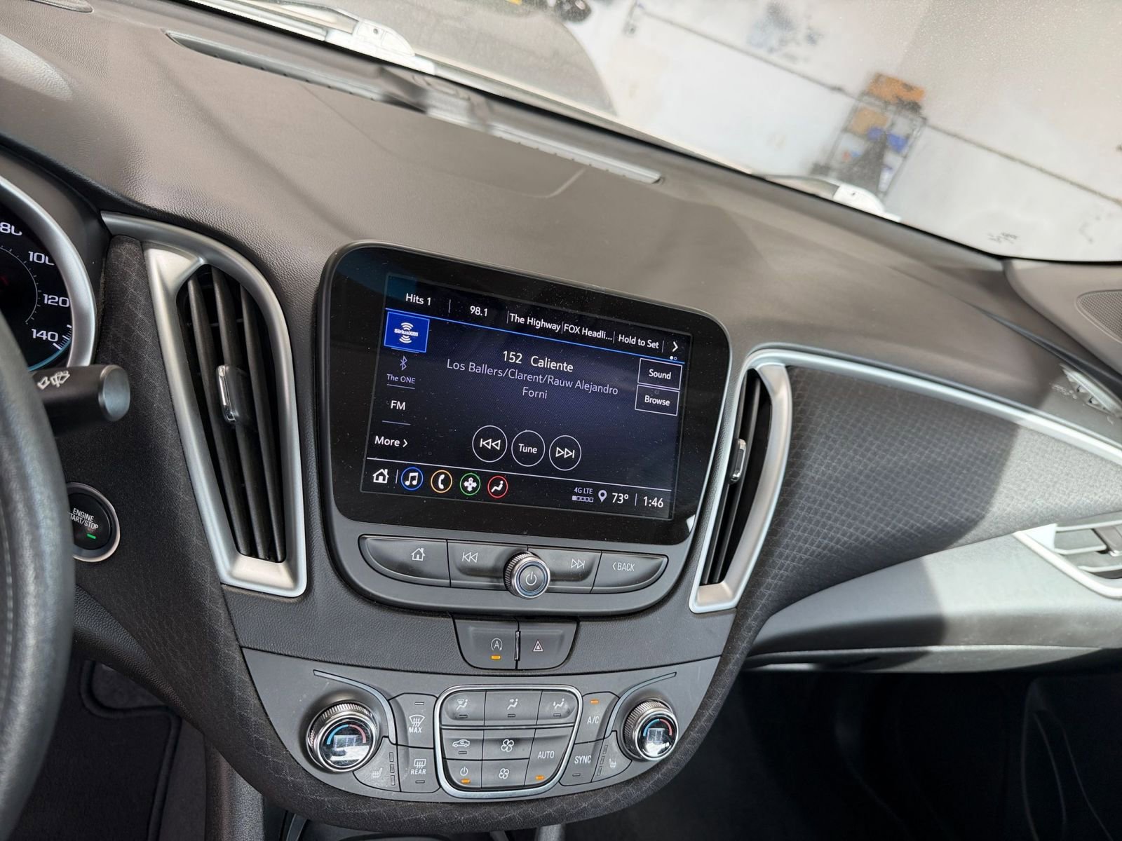 Thumbnail: 2023 Chevrolet Malibu - 21