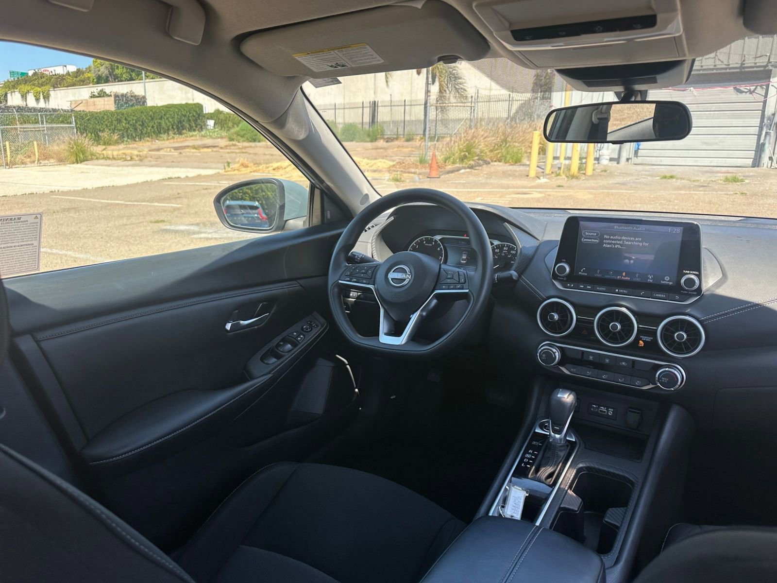 Thumbnail: 2024 Nissan Sentra - 32