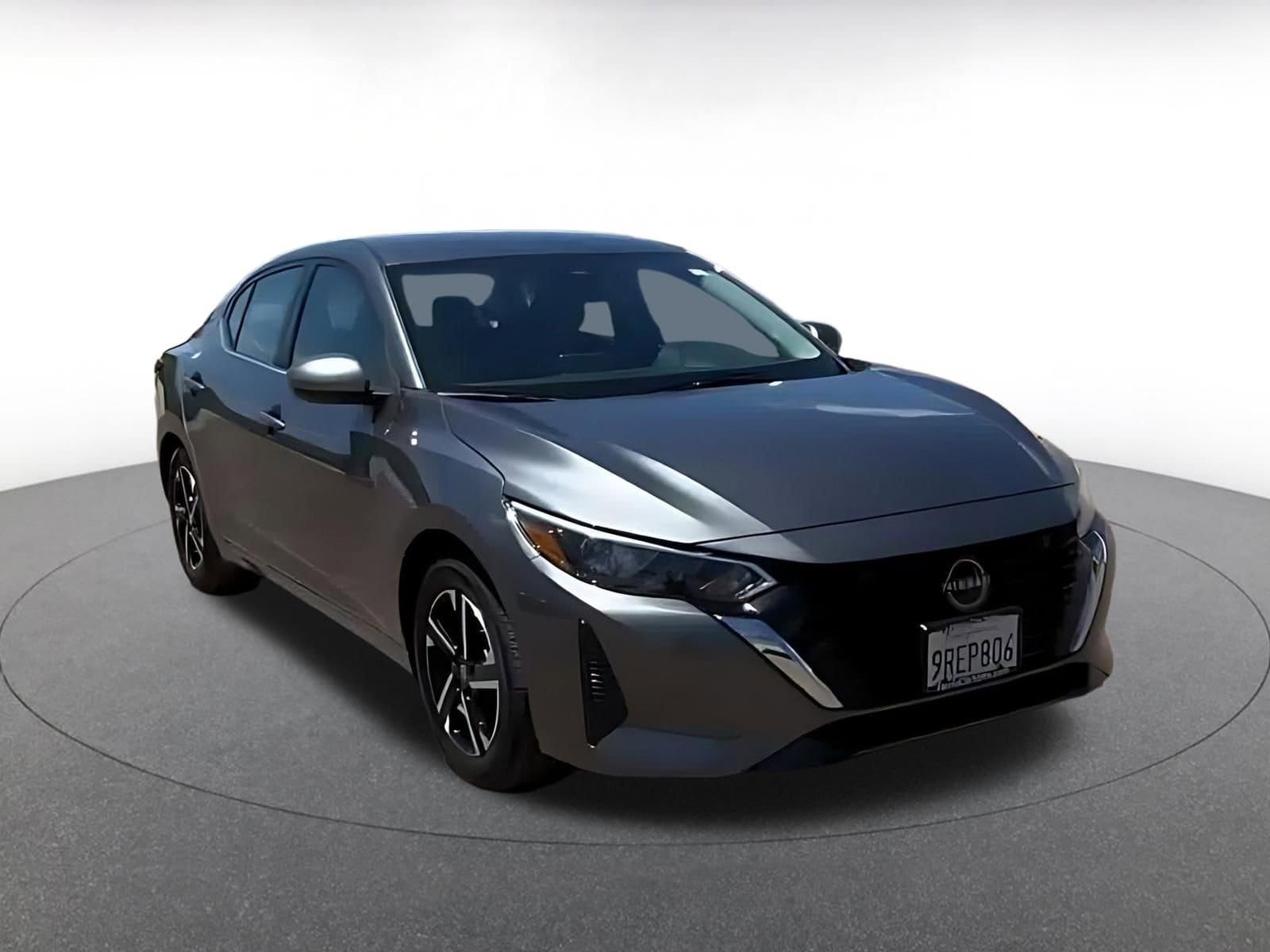 Thumbnail: 2025 Nissan Sentra - 3