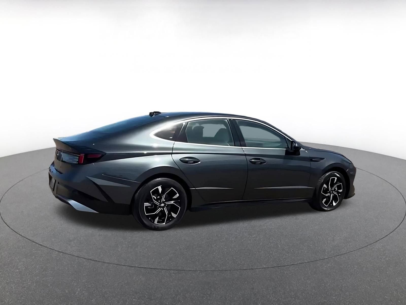 Thumbnail: 2025 Hyundai Sonata - 8