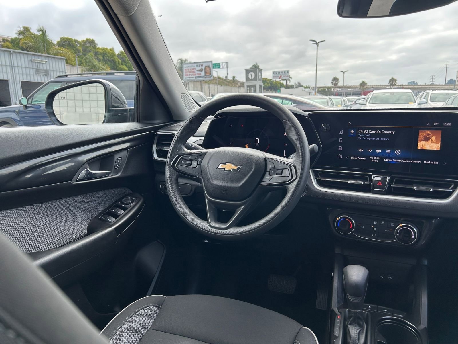 Thumbnail: 2024 Chevrolet TrailBlazer - 32