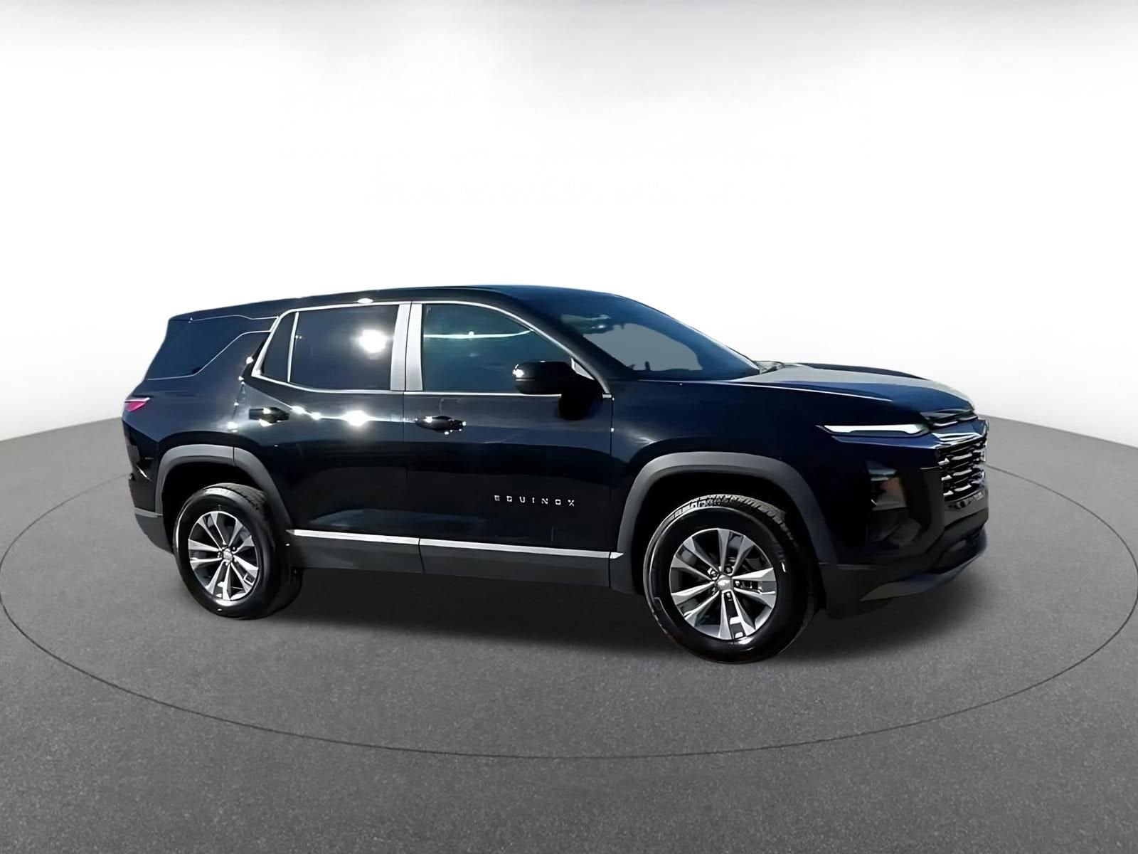 Thumbnail: 2025 Chevrolet Equinox - 2