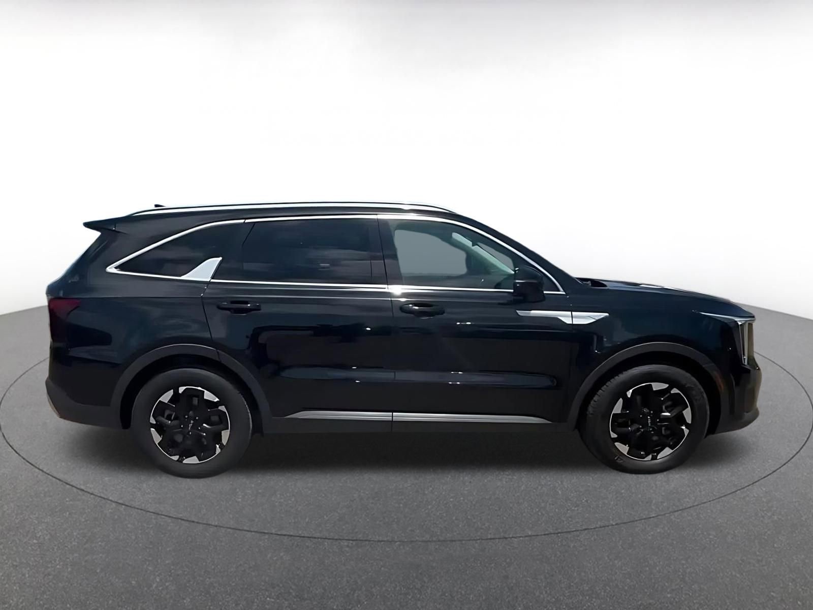 Thumbnail: 2024 Kia Sorento - 16
