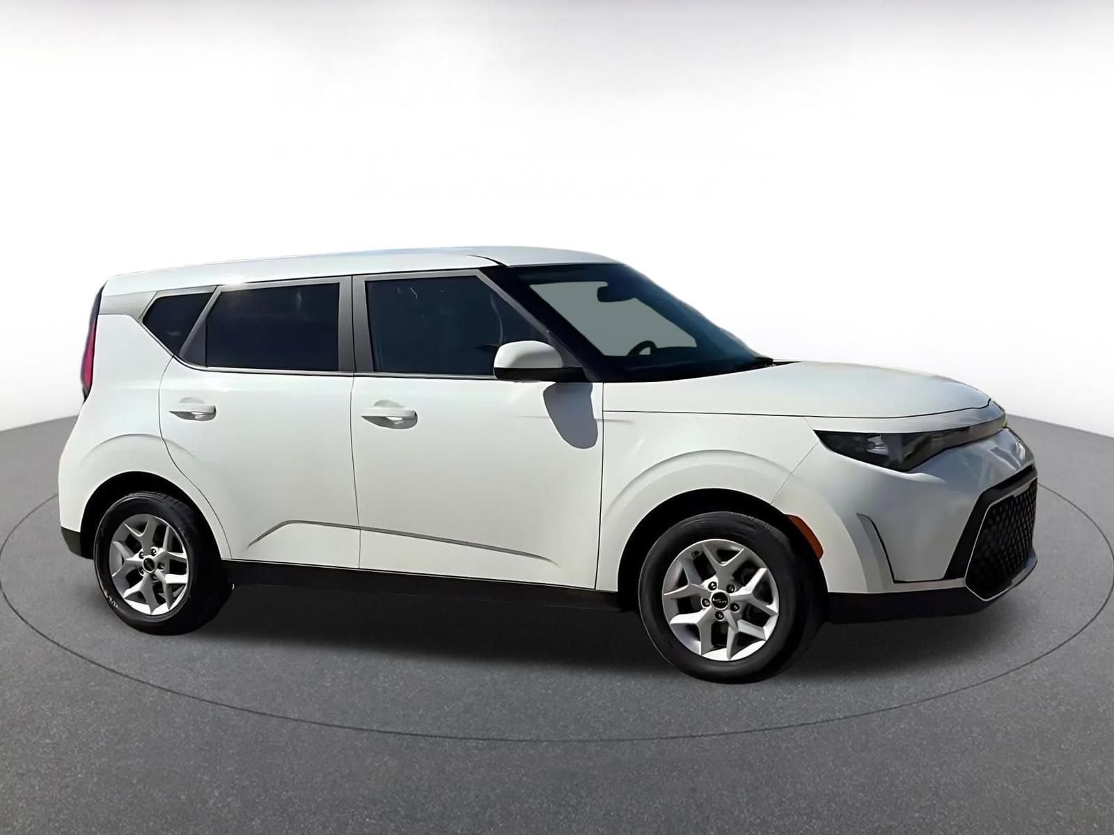 Thumbnail: 2025 Kia Soul - 8