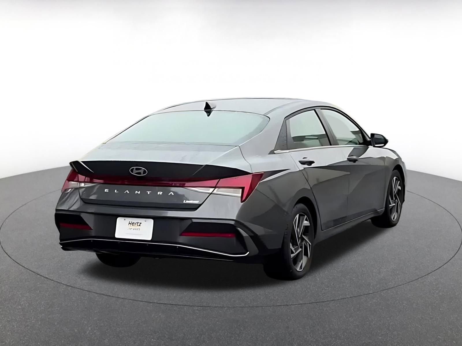 Thumbnail: 2025 Hyundai Elantra - 11