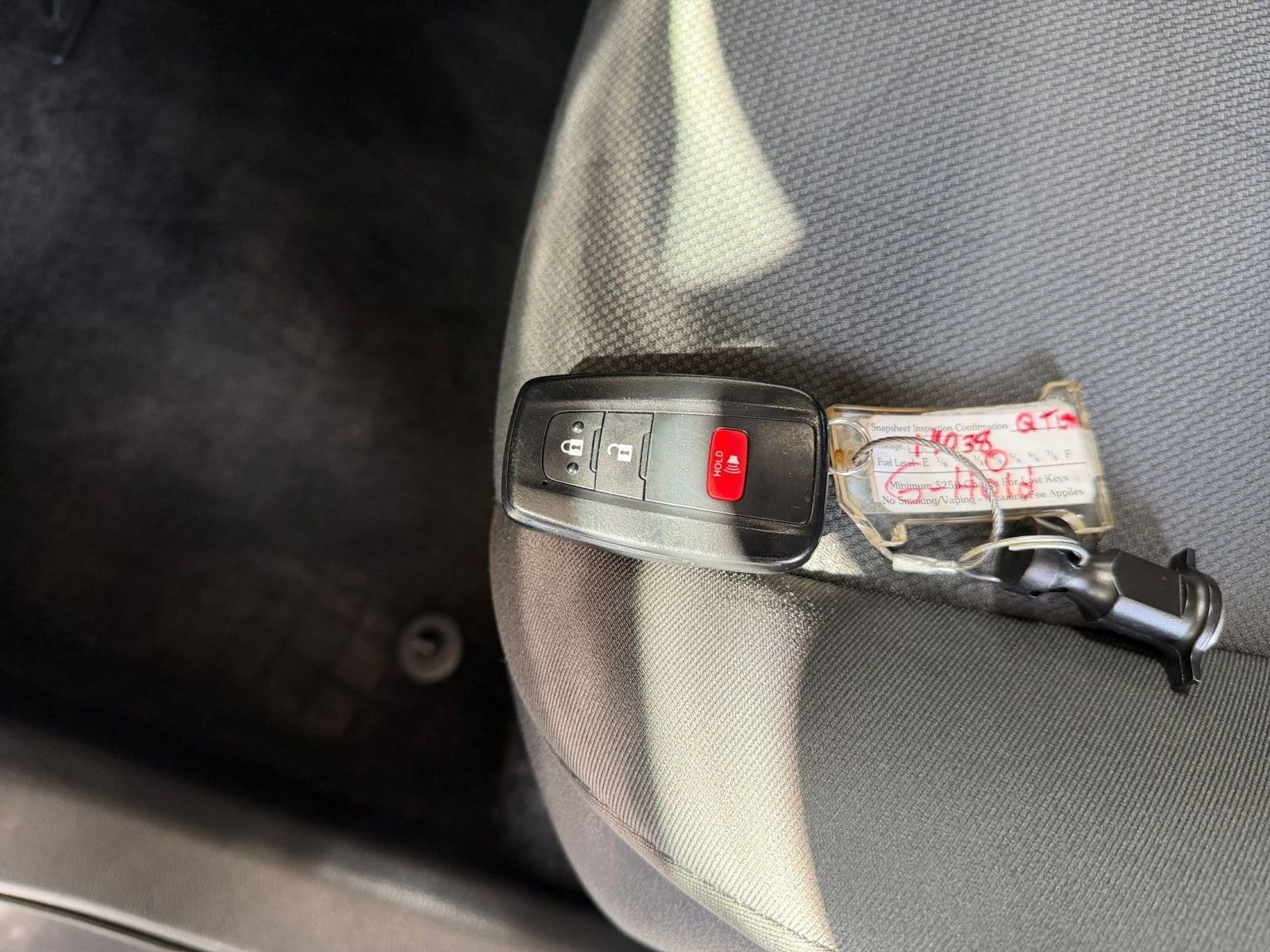 Thumbnail: 2025 Toyota RAV4 - 22