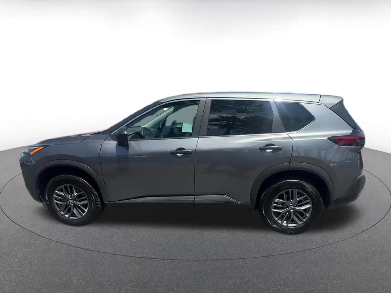 2023 Nissan Rogue S 8
