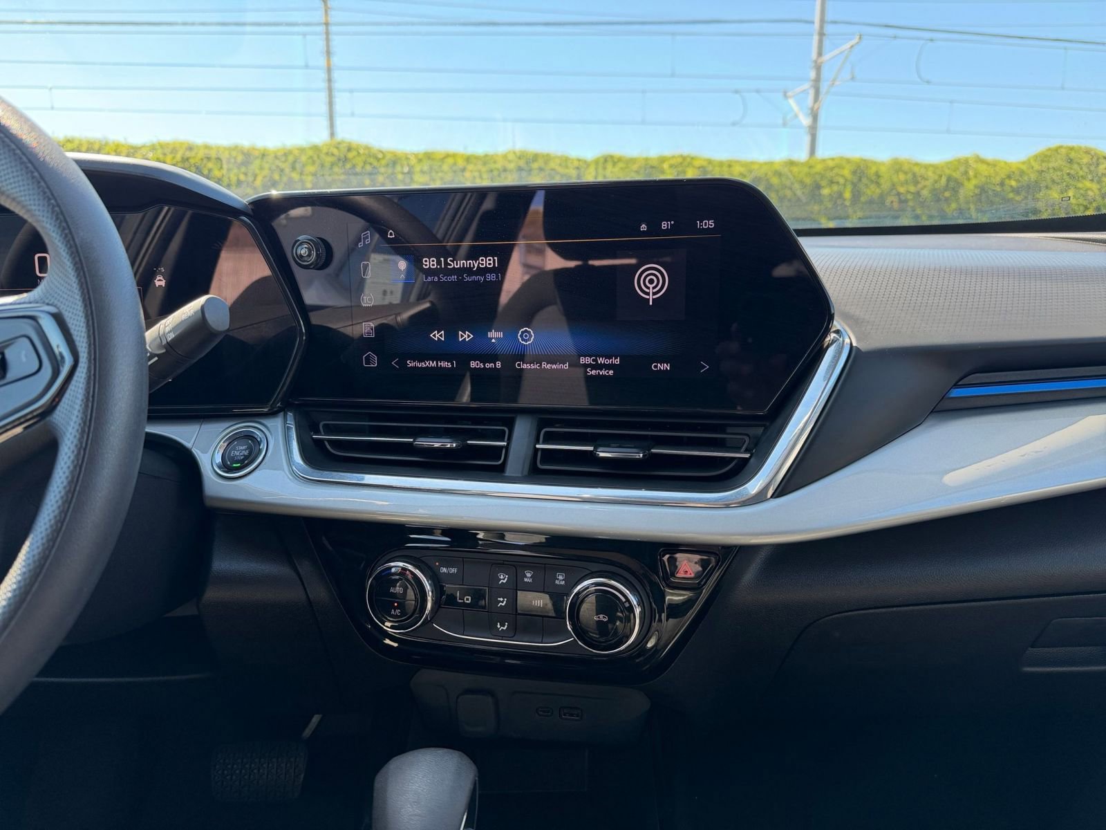 Thumbnail: 2025 Chevrolet Trax - 18