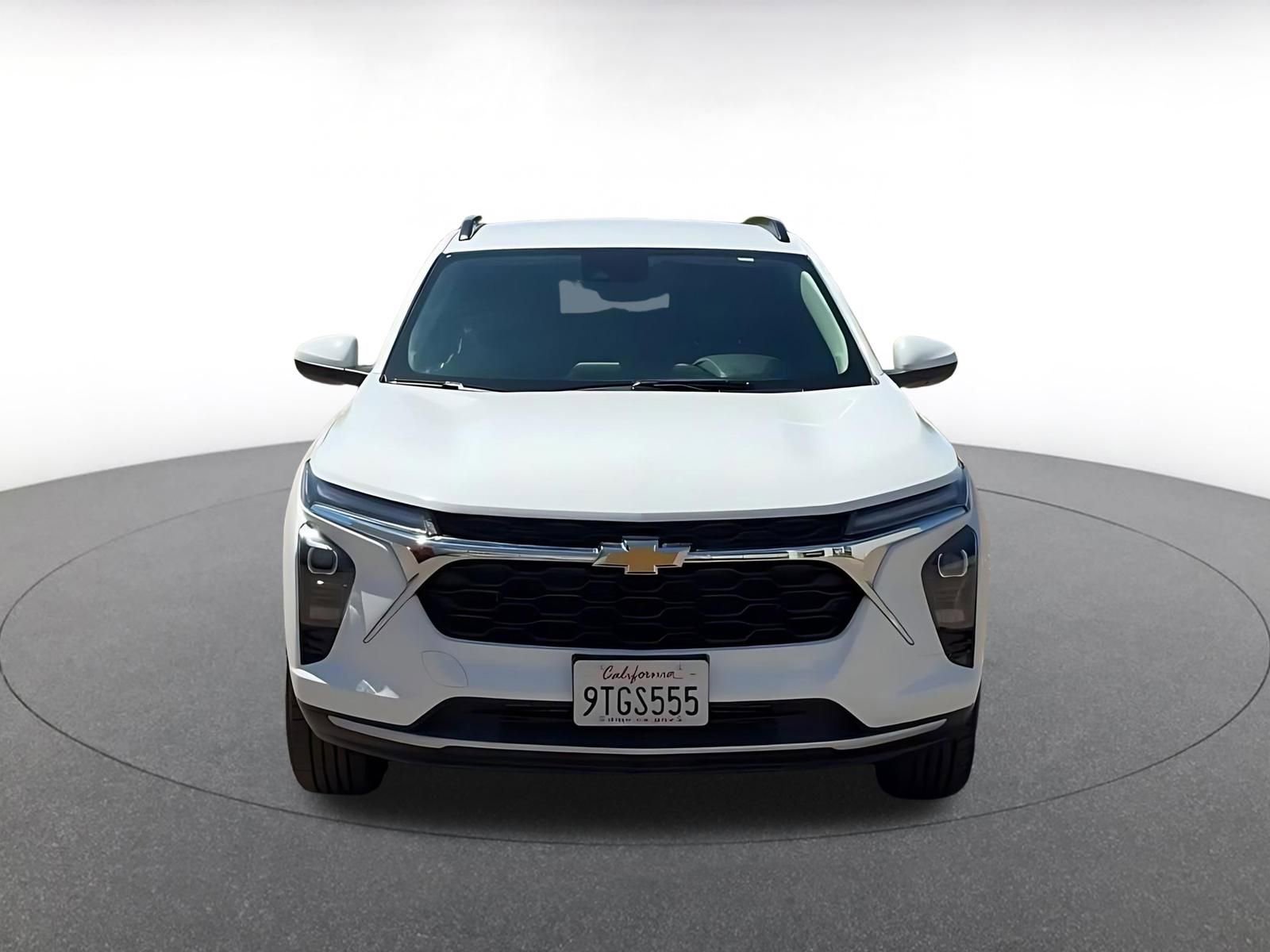 Thumbnail: 2025 Chevrolet Trax - 4