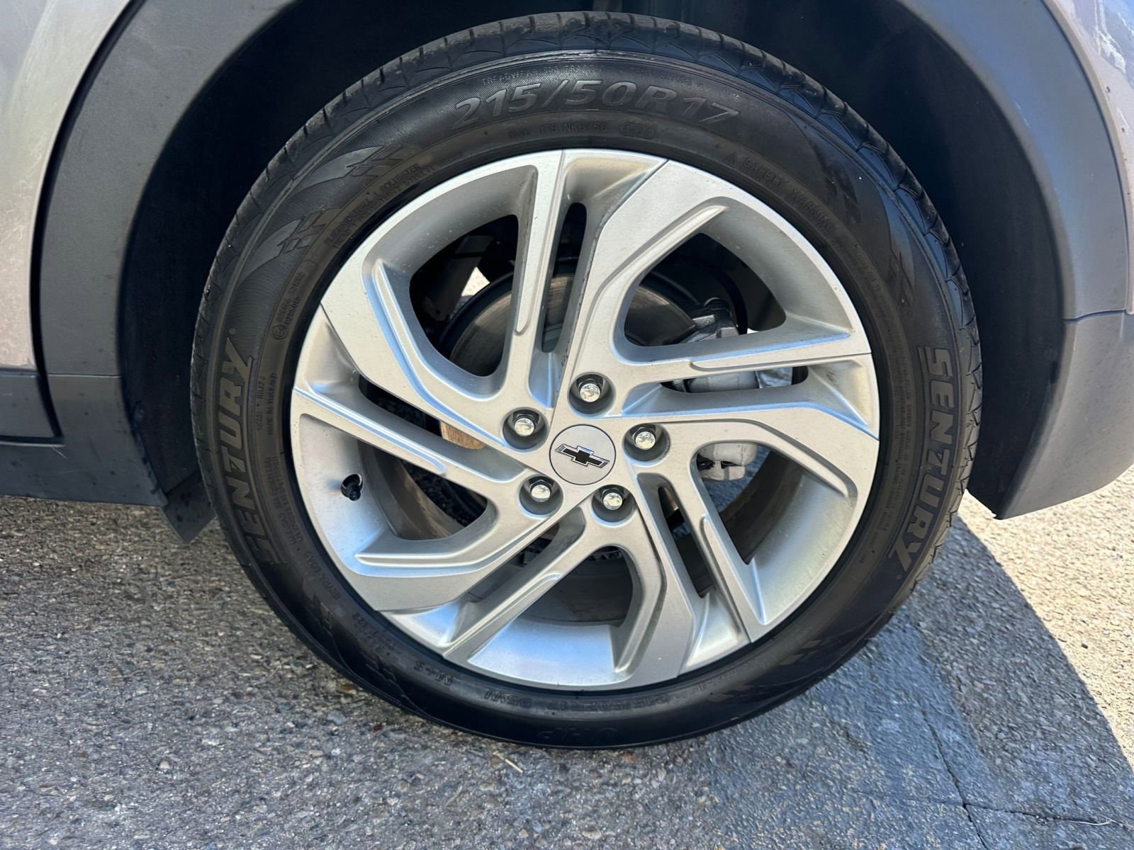 Thumbnail: 2023 Chevrolet Bolt EV - 32