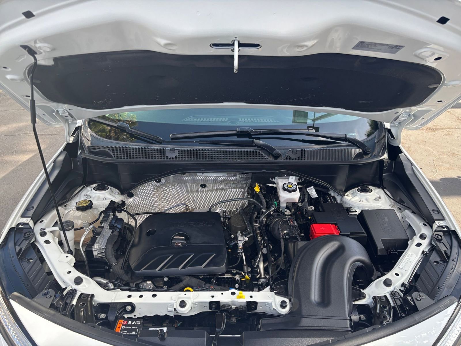Thumbnail: 2025 Buick Encore GX - 31