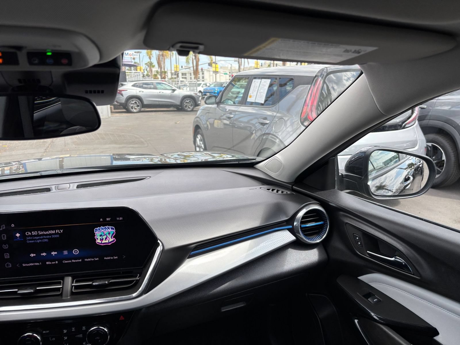 Thumbnail: 2025 Chevrolet Trax - 29