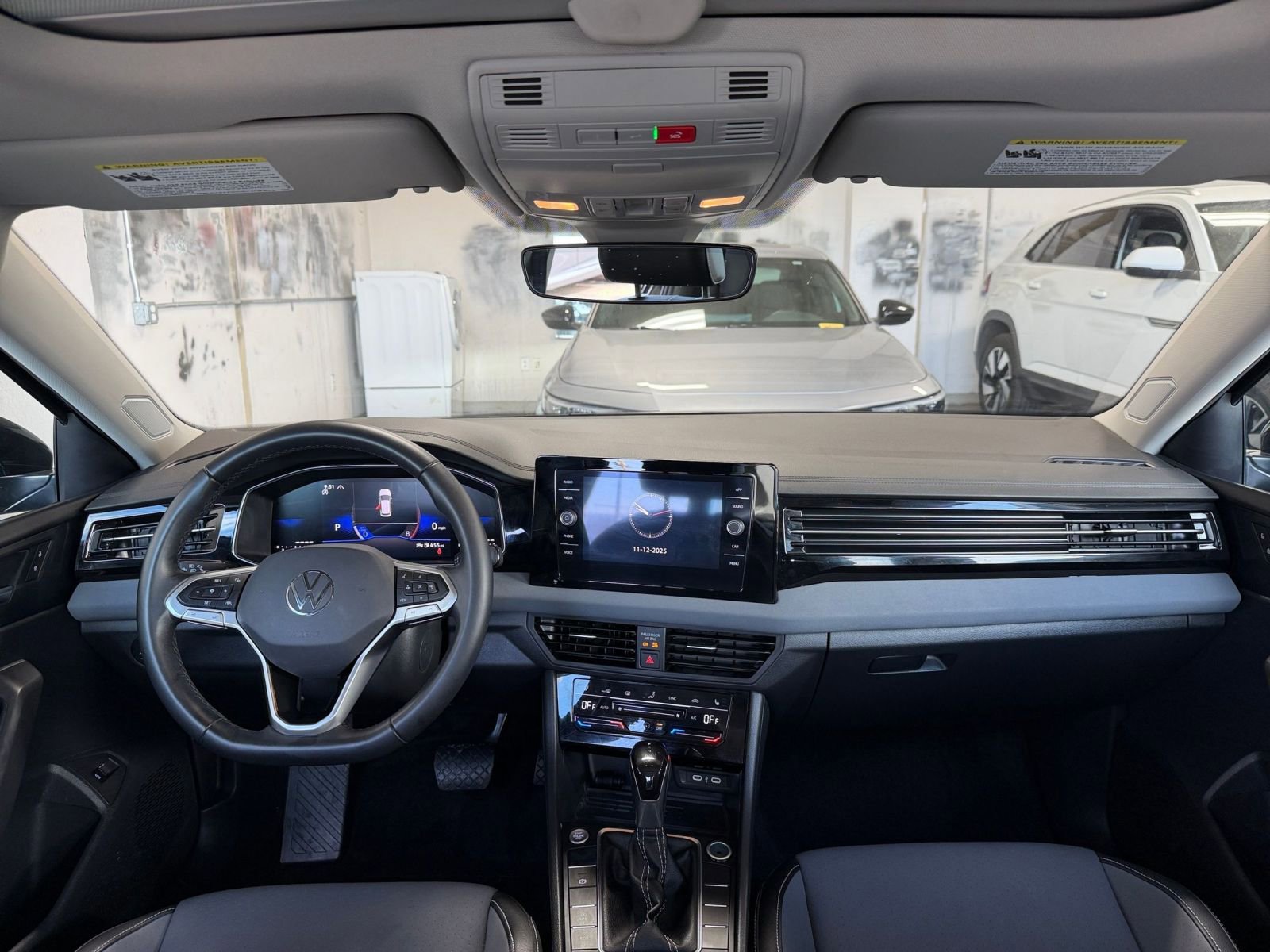 Thumbnail: 2025 Volkswagen Jetta - 32